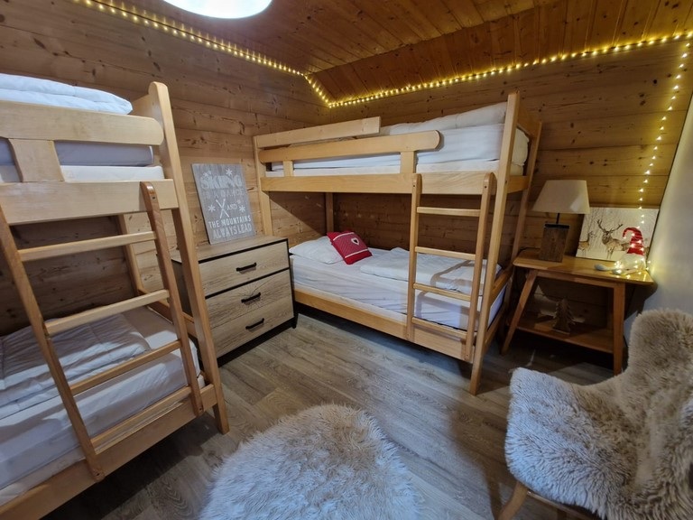 chambre avec 2 lits simples