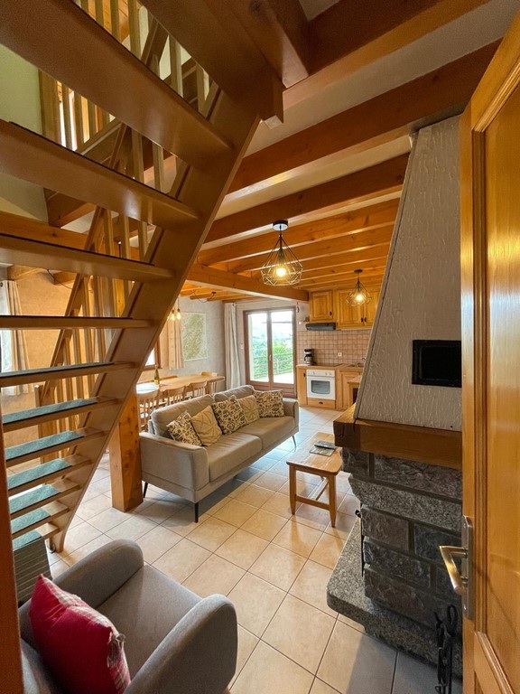 Salon chalet primevere Le Ménil (88160)